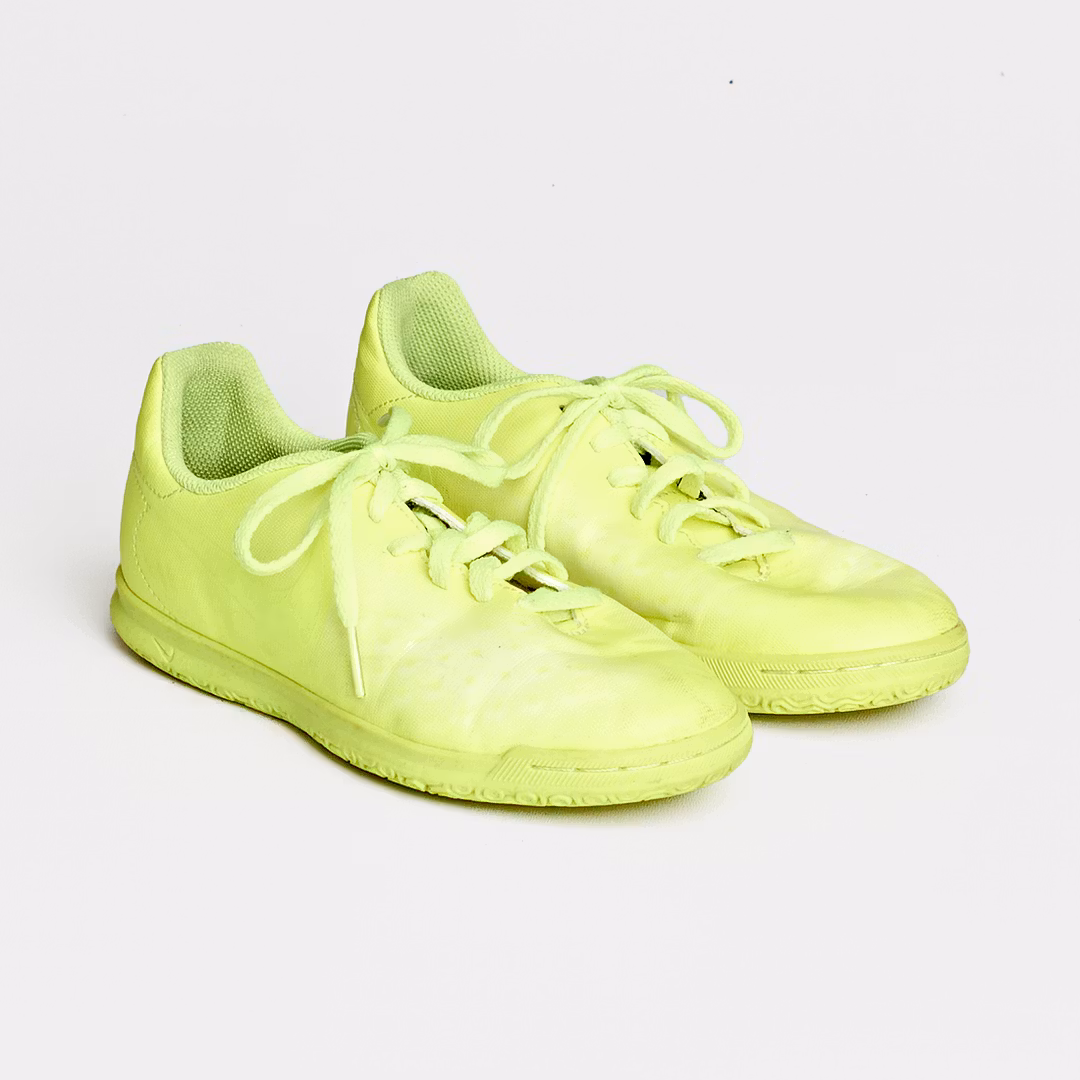 - Storlek 36,5 -