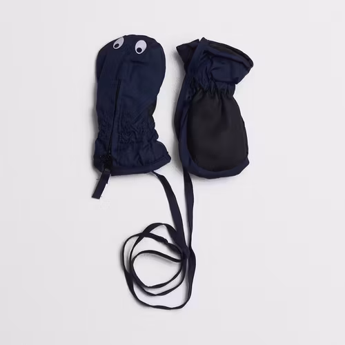 - Storlek 0-6 mån -