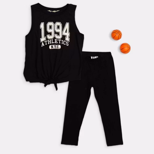 - Storlek 134/140 -