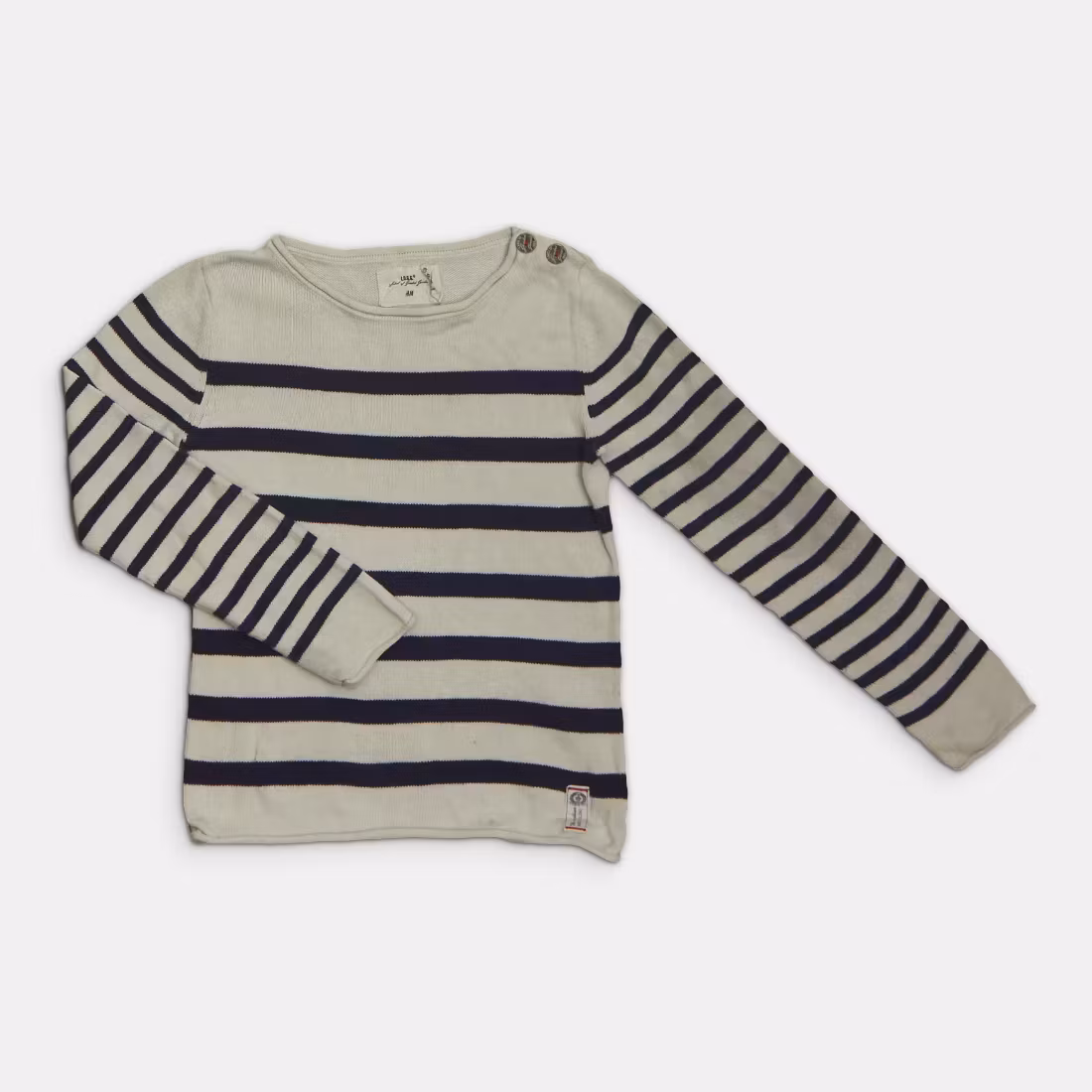 - Storlek 122/128 -