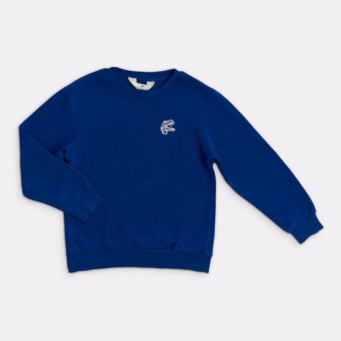 - Storlek 122/128 -