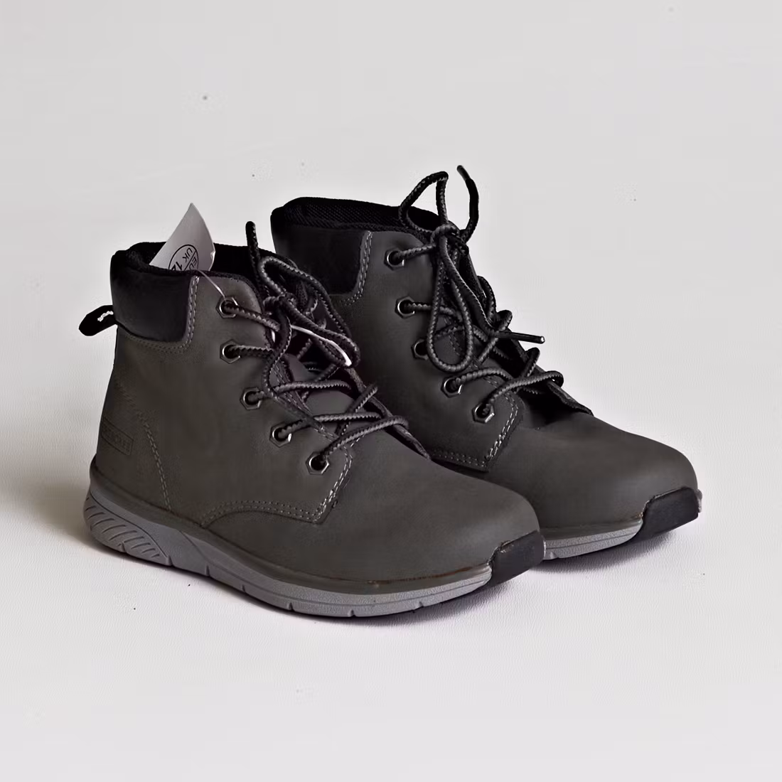 - Storlek 30 -