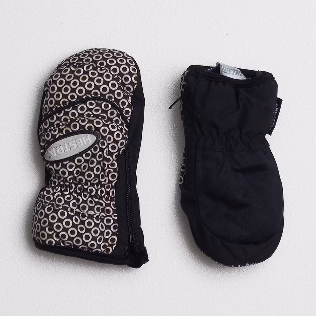 - Storlek 0-6 mån -