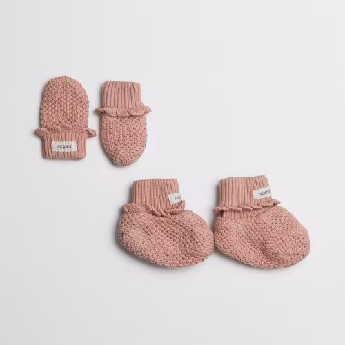 - Storlek 0-6 mån -