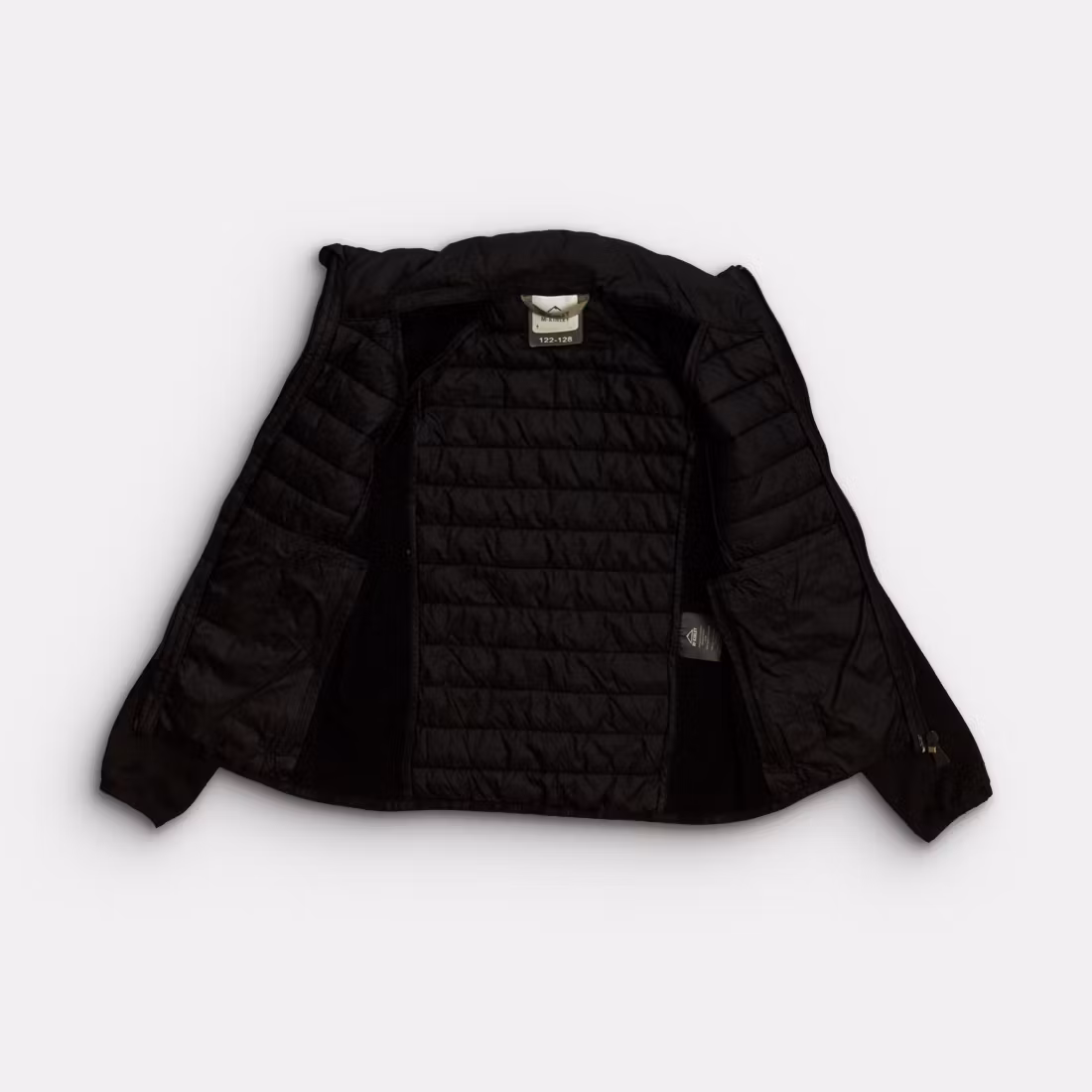 - Storlek 122/128 -