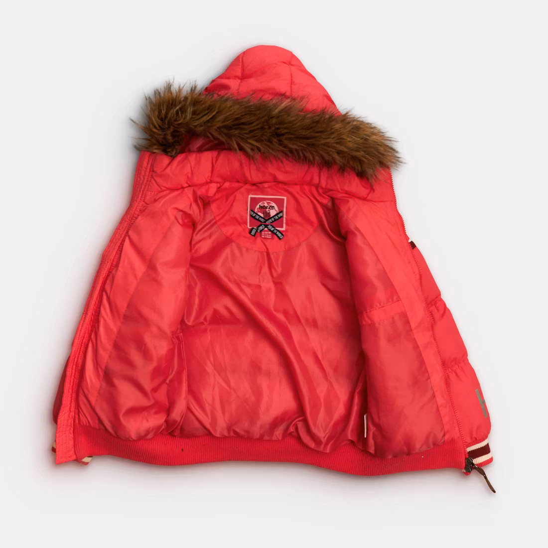 - Storlek 122/128 -