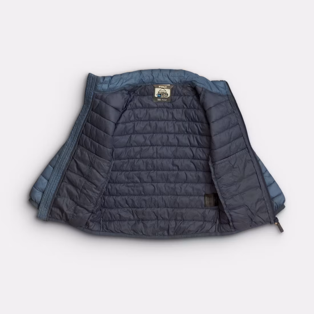 - Storlek 98/104 -