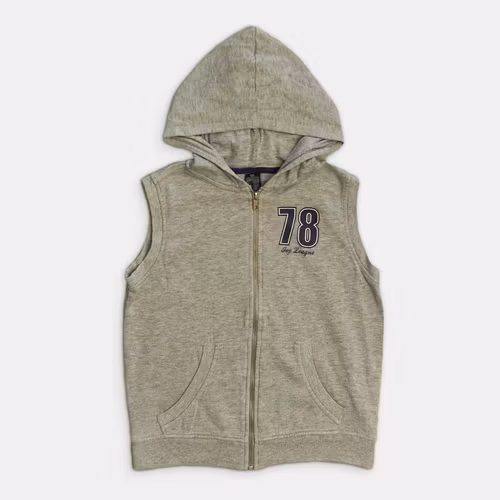 - Storlek 122/128 -
