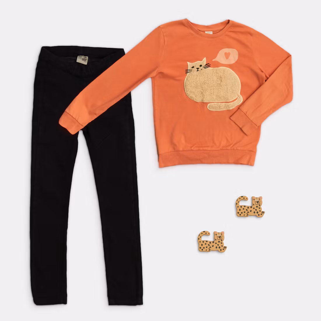 - Storlek 128 -