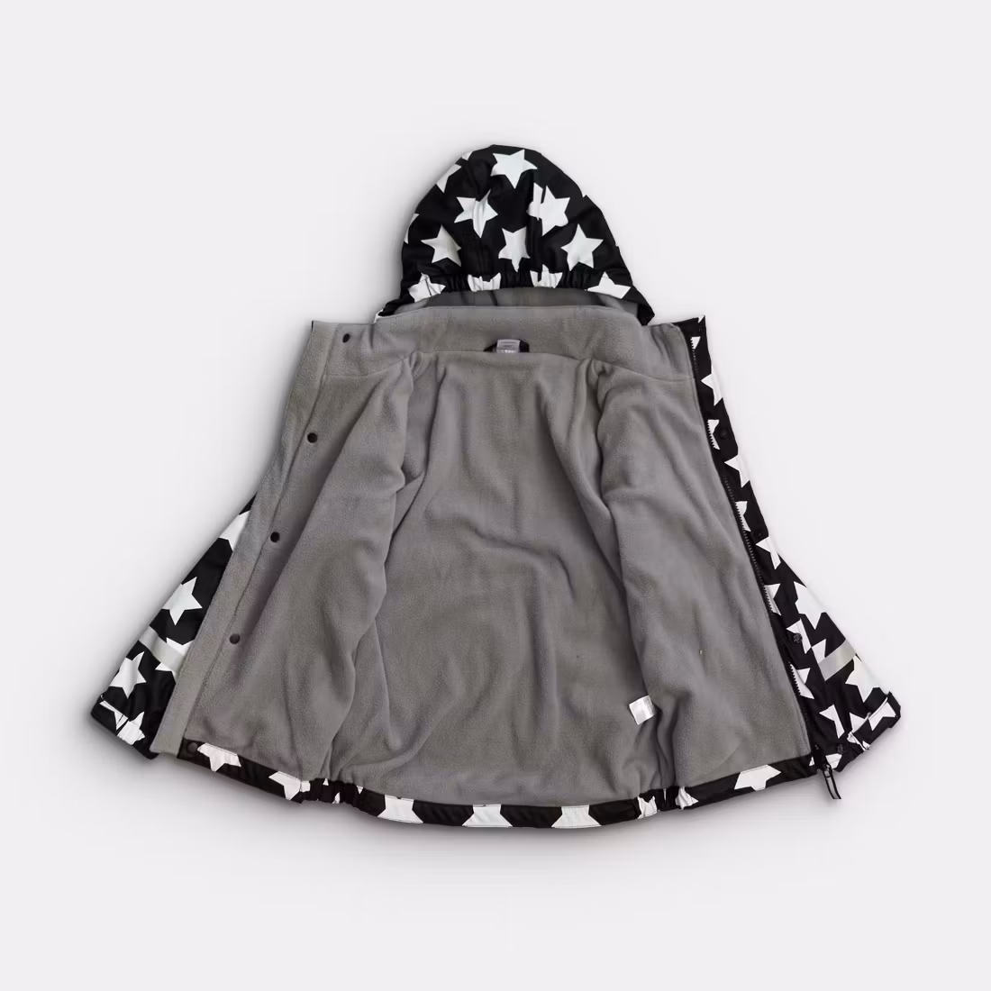 - Storlek 128 -