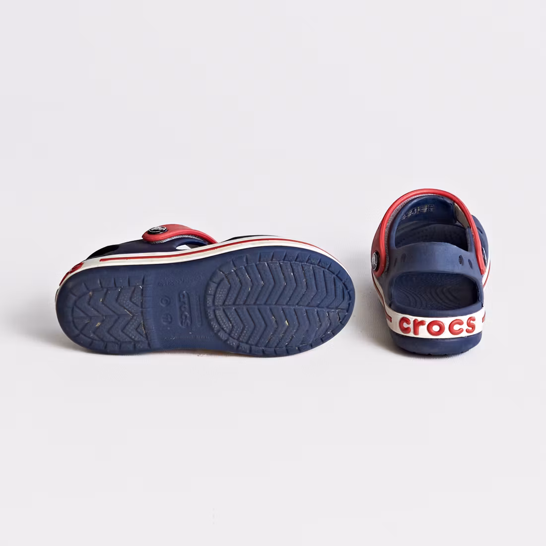 - Storlek 28/29 -