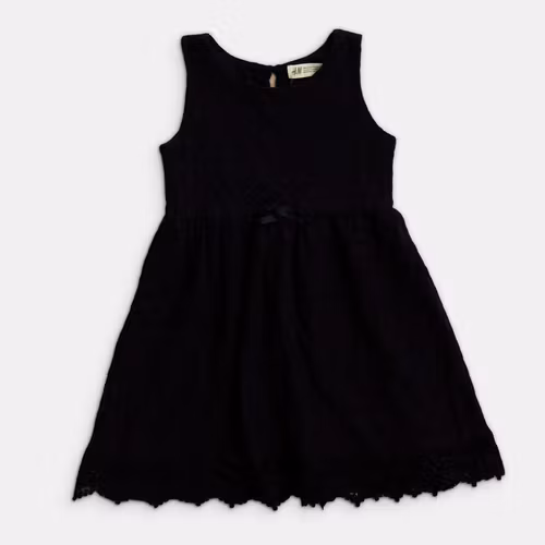 - Storlek 122/128 -
