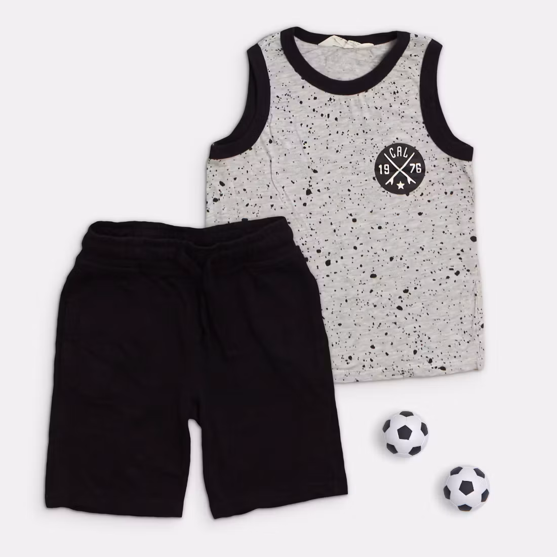 - Storlek 98/104 -