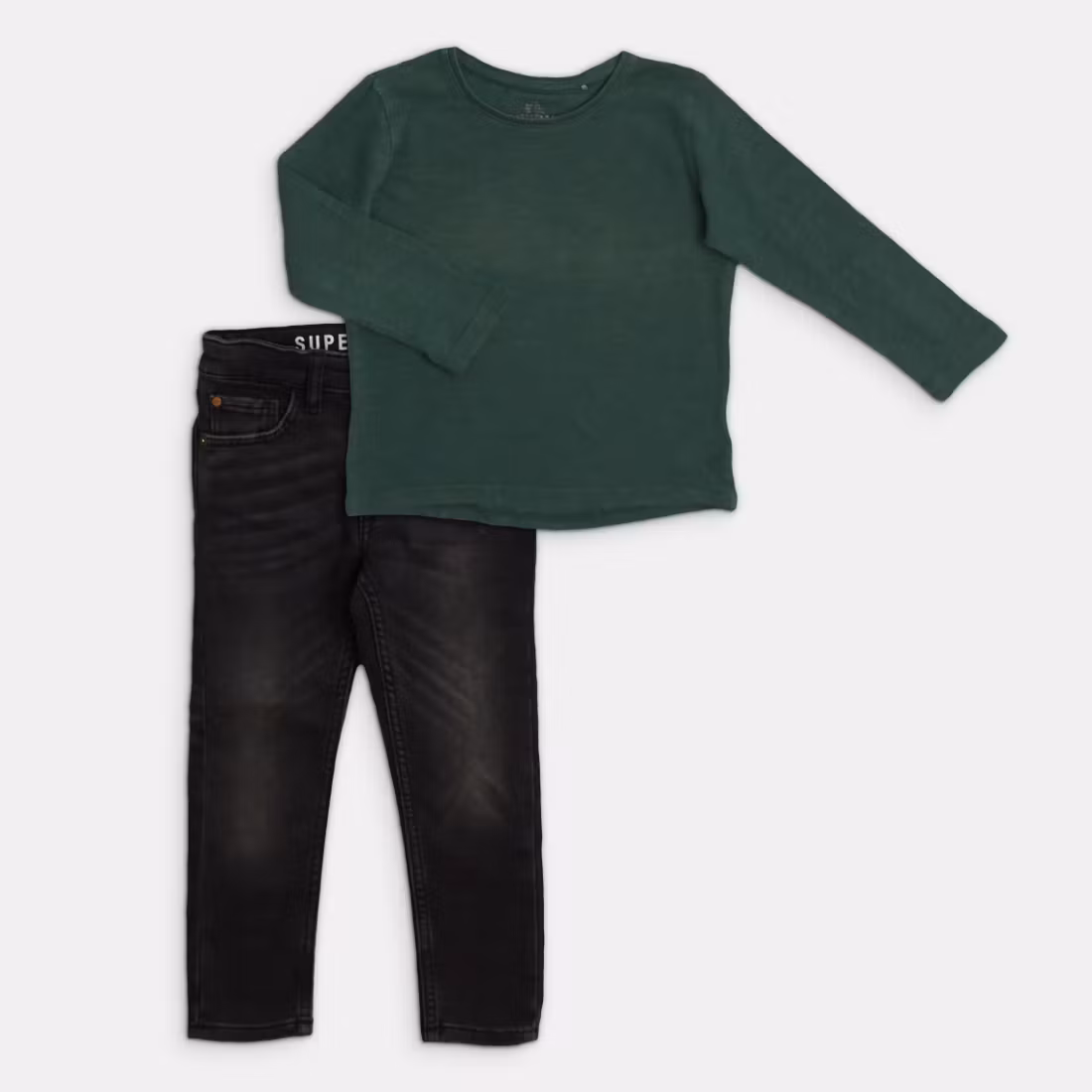 - Storlek 104 -