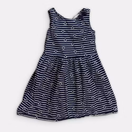 - Storlek 140 -