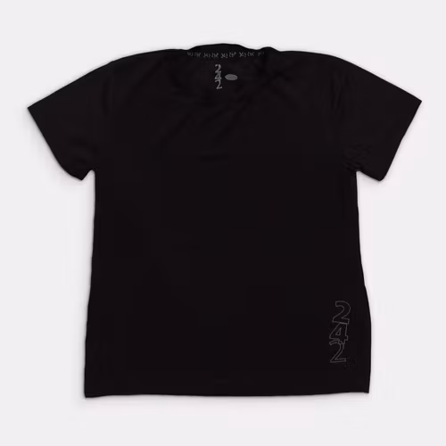 - Storlek 122/128 -