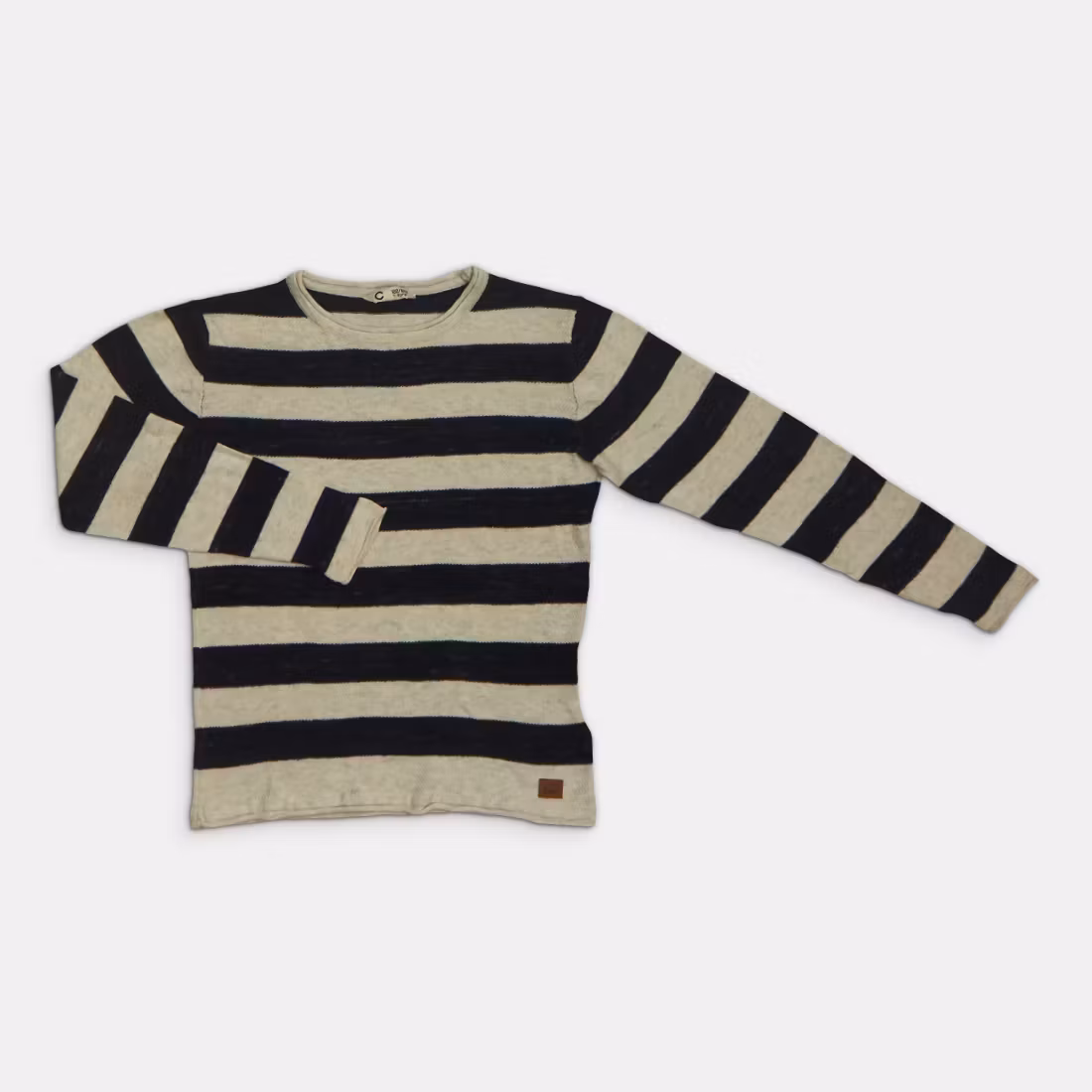 - Storlek 122/128 -