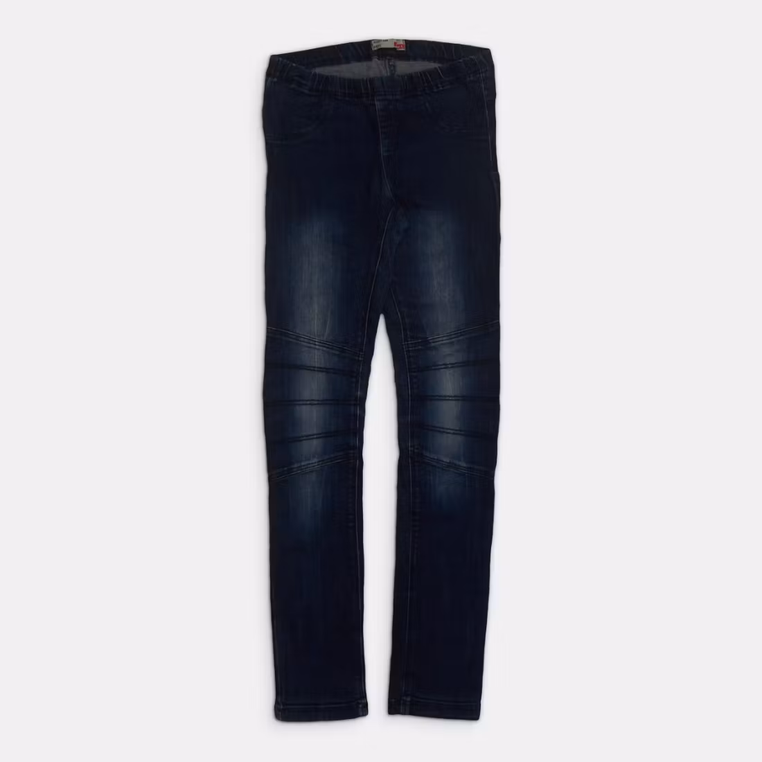 - Storlek 140 -