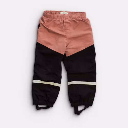 - Storlek 98/104 -