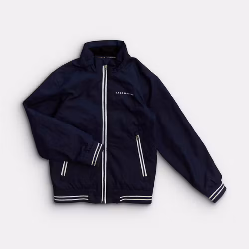 - Storlek 122/128 -