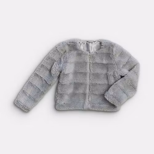 - Storlek 122/128 -