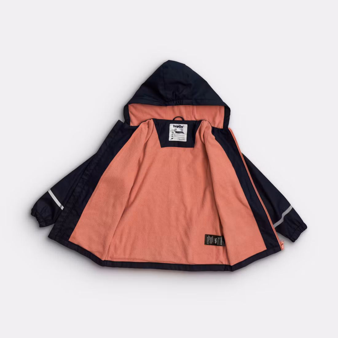 - Storlek 122/128 -
