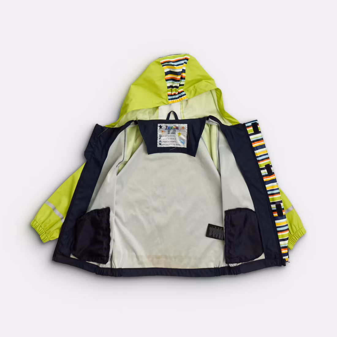 - Storlek 98/104 -