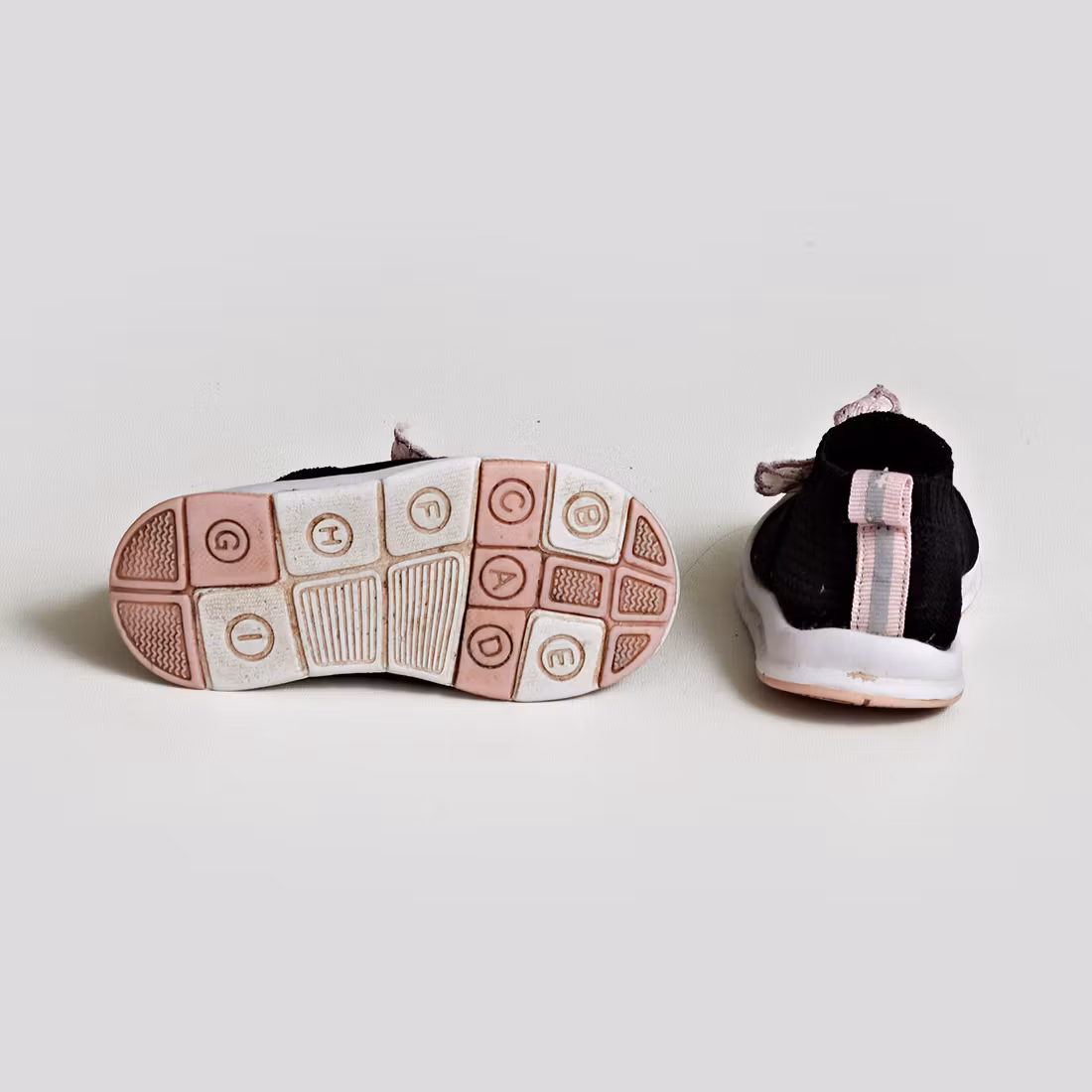 Sneakers - Lejon - Storlek 23