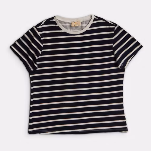 T-shirt - Storlek 104
