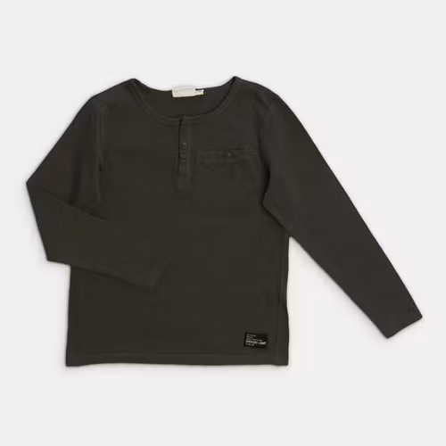 - Storlek 122/128 -