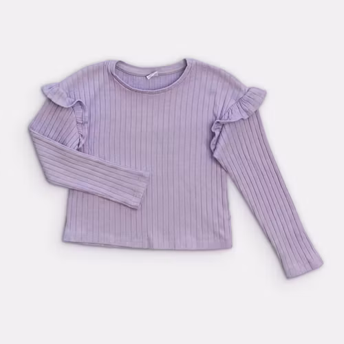 - Storlek 122/128 -