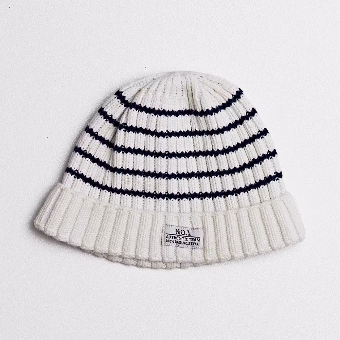 - Storlek 46/48 -