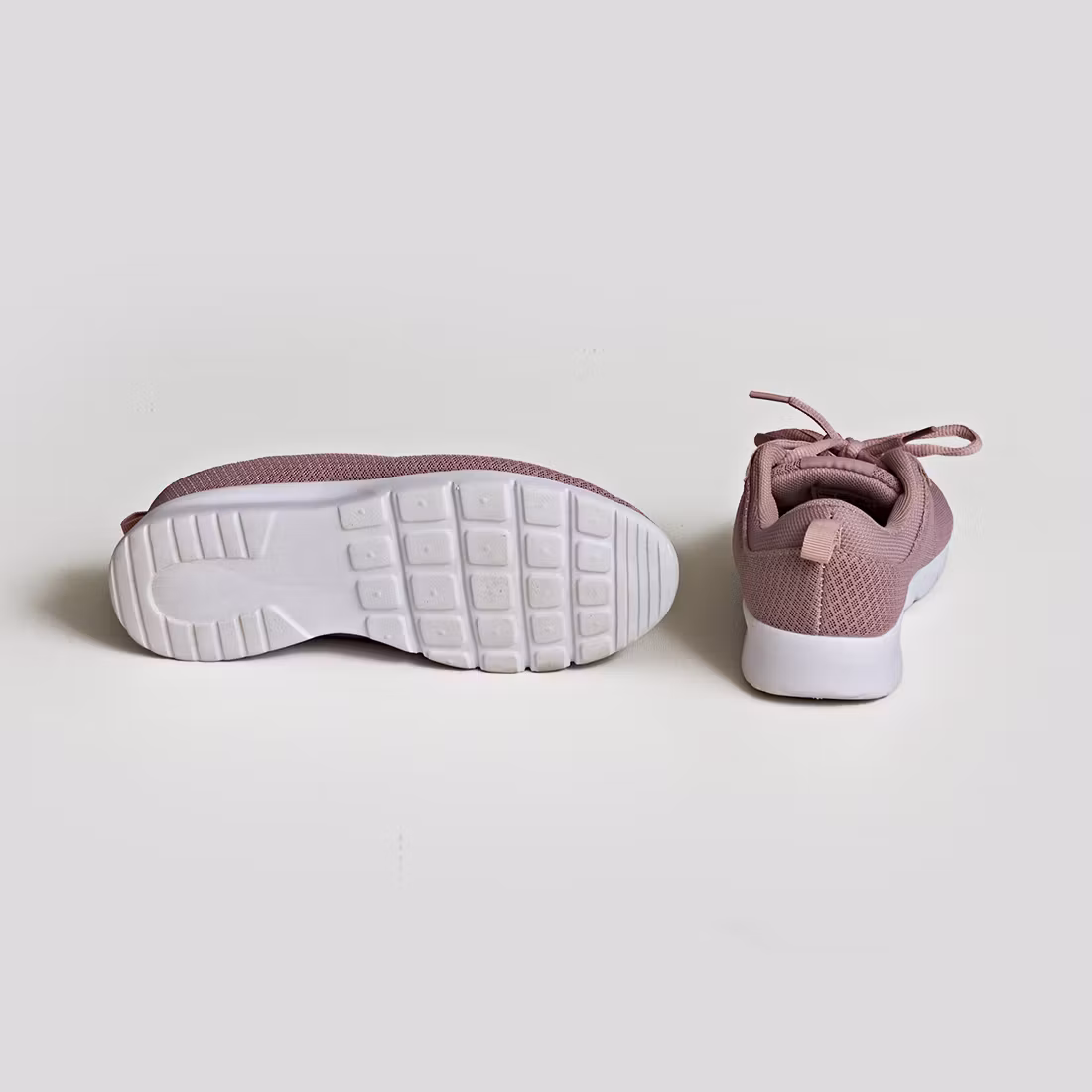 - Storlek 36 -