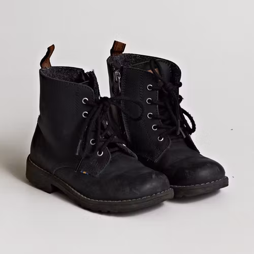 - Storlek 30 -