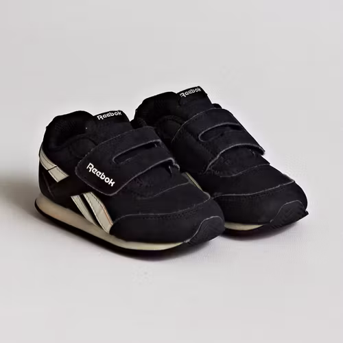 Sneakers - Storlek 23,5