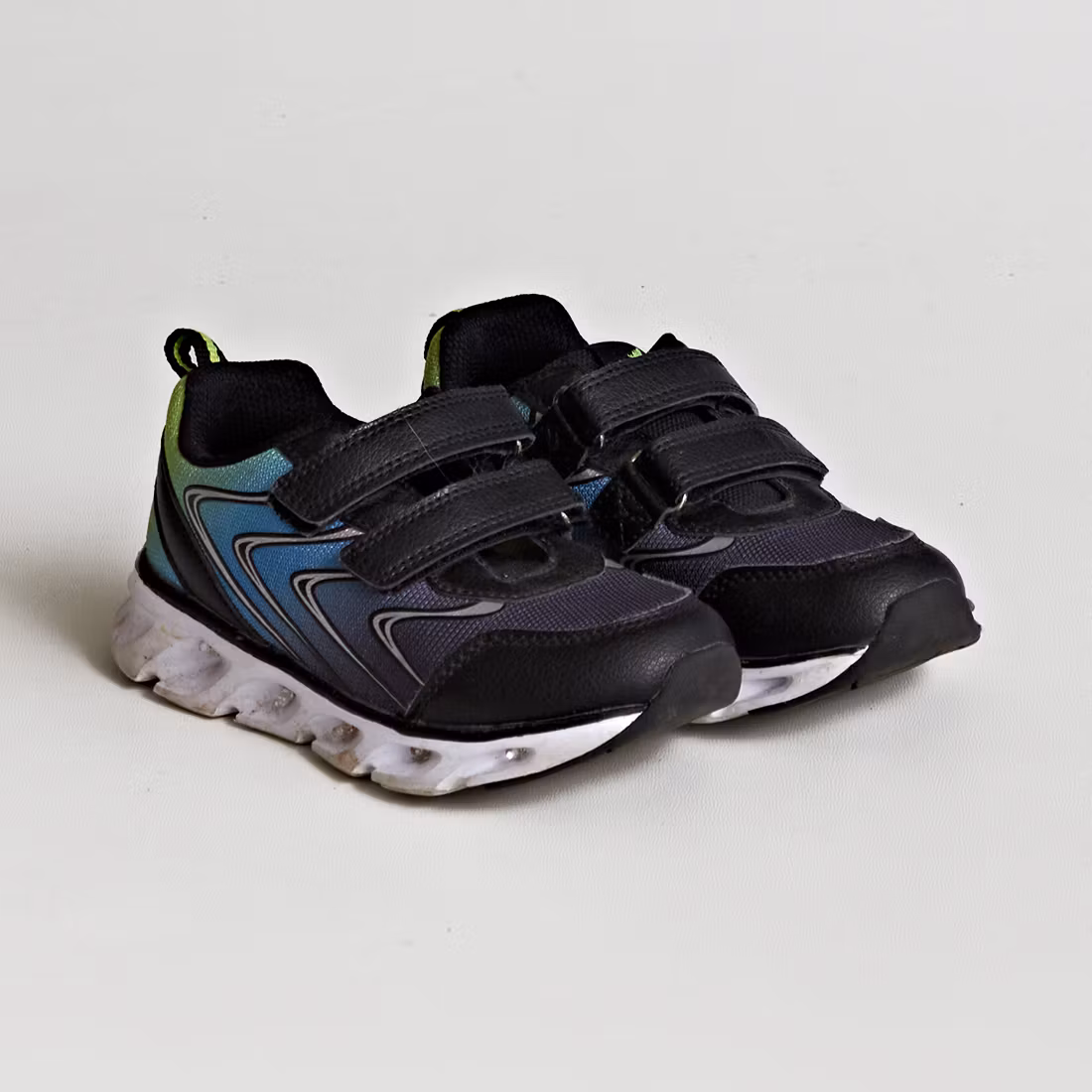 Sneakers - Storlek 29