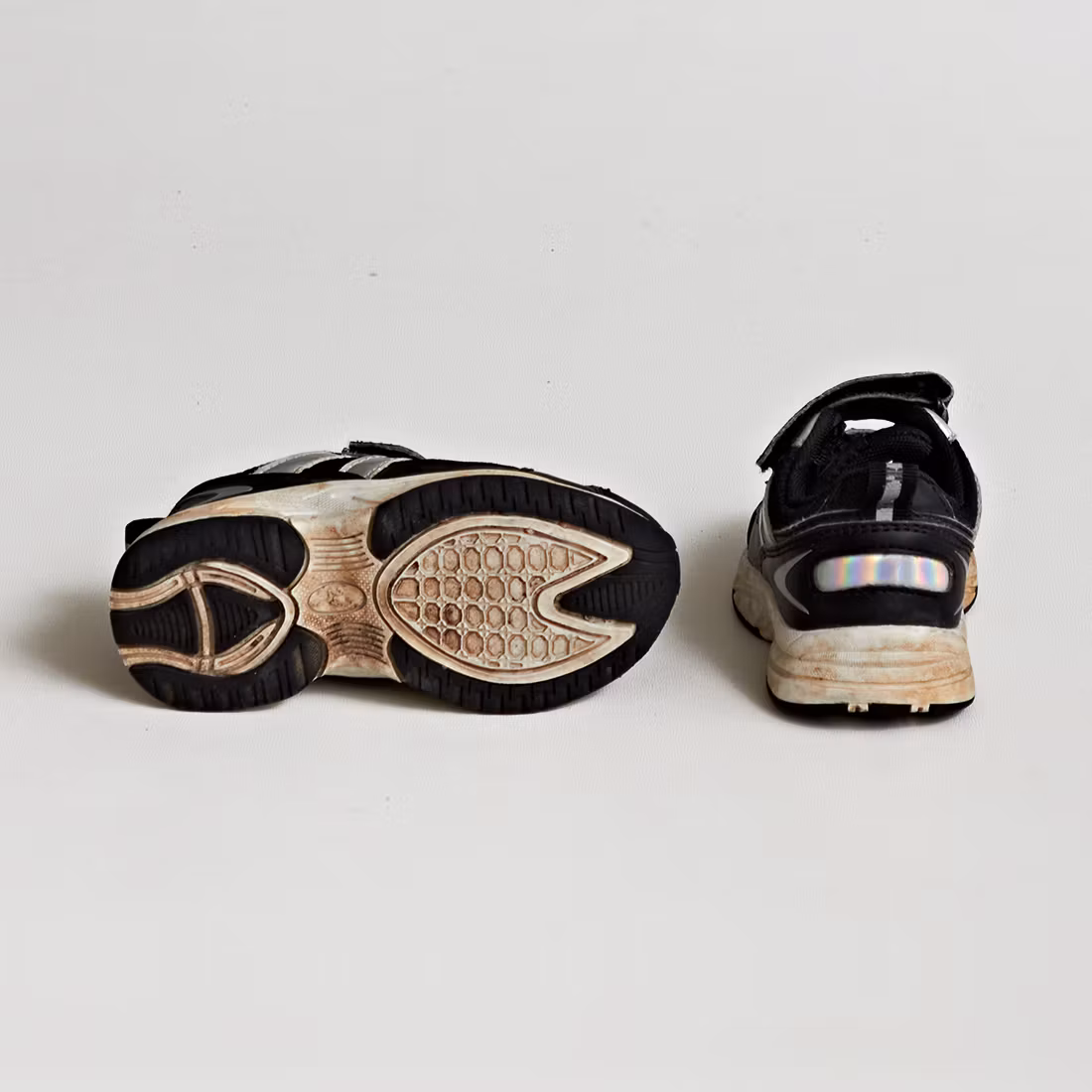 Sneakers - Lejon - Storlek 24