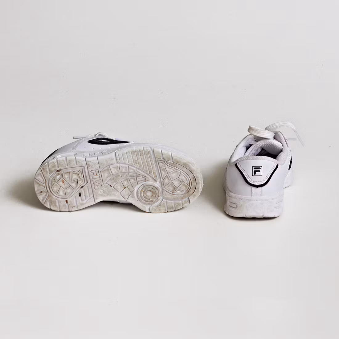 Sneakers - Fila - Storlek 27