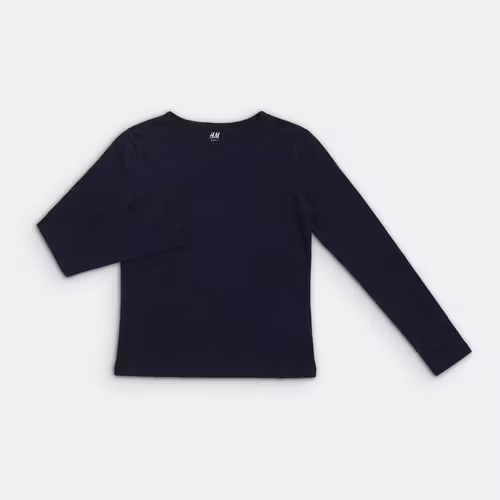 - Storlek 122/128 -