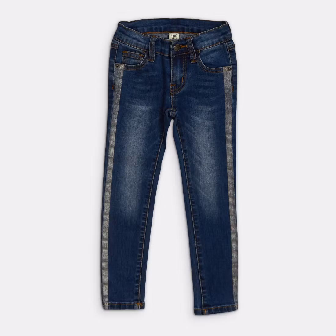 - Storlek 104 -