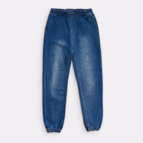 - Storlek 128 -