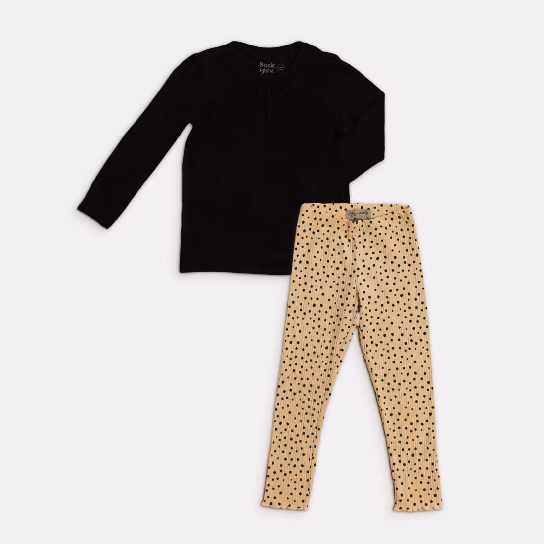 Kit - Basic U / Amy & Lucy - Storlek 98/104