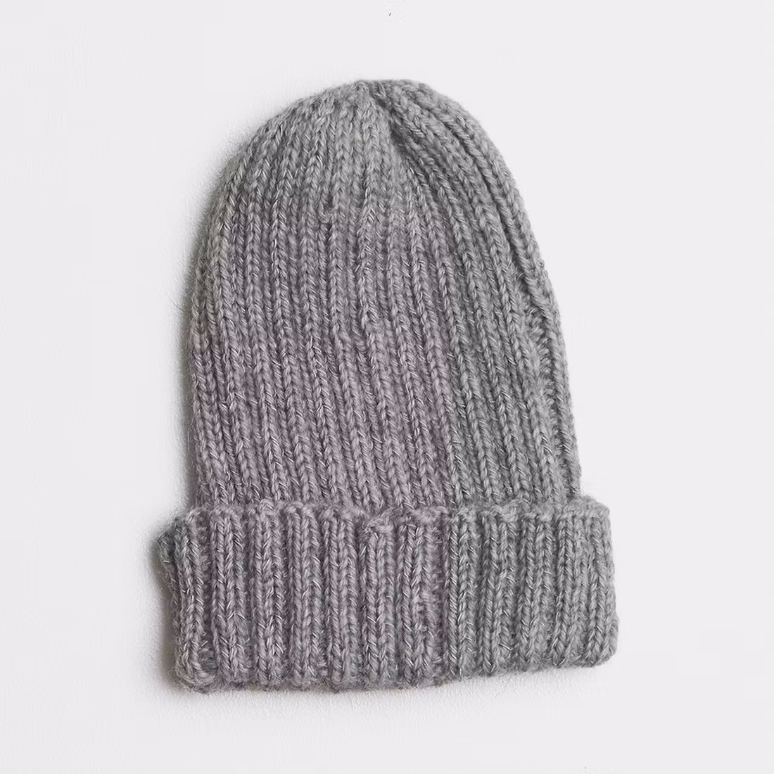 Stickad mössa - Storlek 48/50