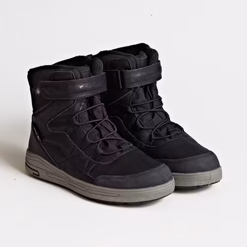 - Storlek 35 -
