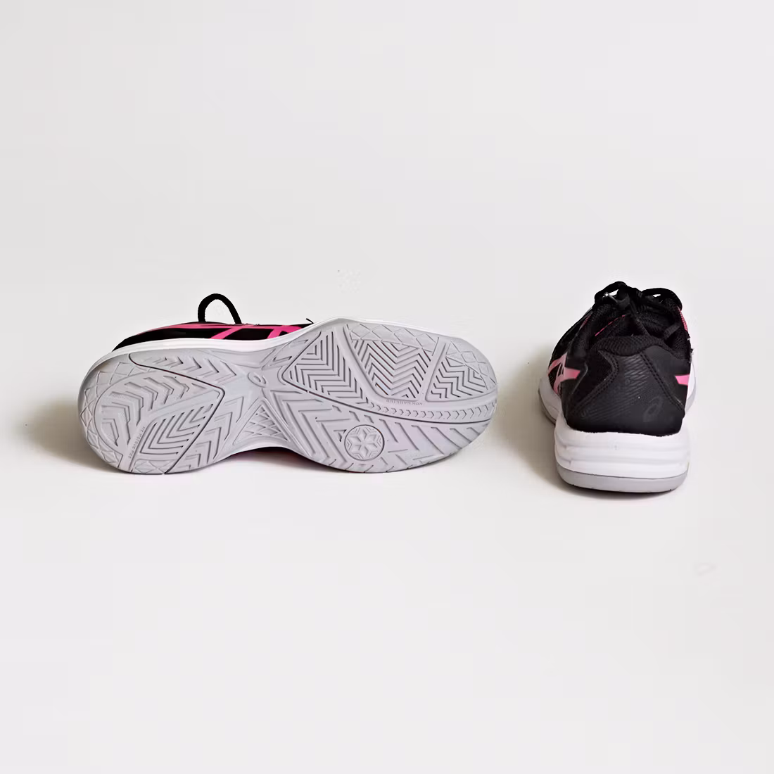 Sneakers - Asics - Storlek 36