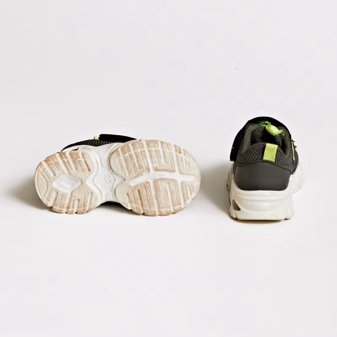 Sneakers - Storlek 22