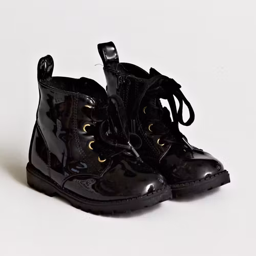Fodrade kängor - H&M - Storlek 23