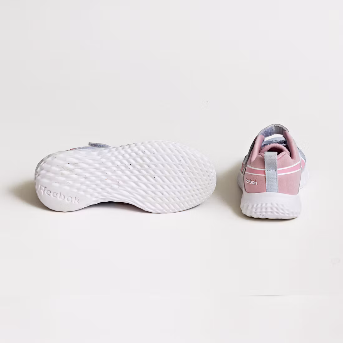 Sneakers - Reebok - Storlek 31,5