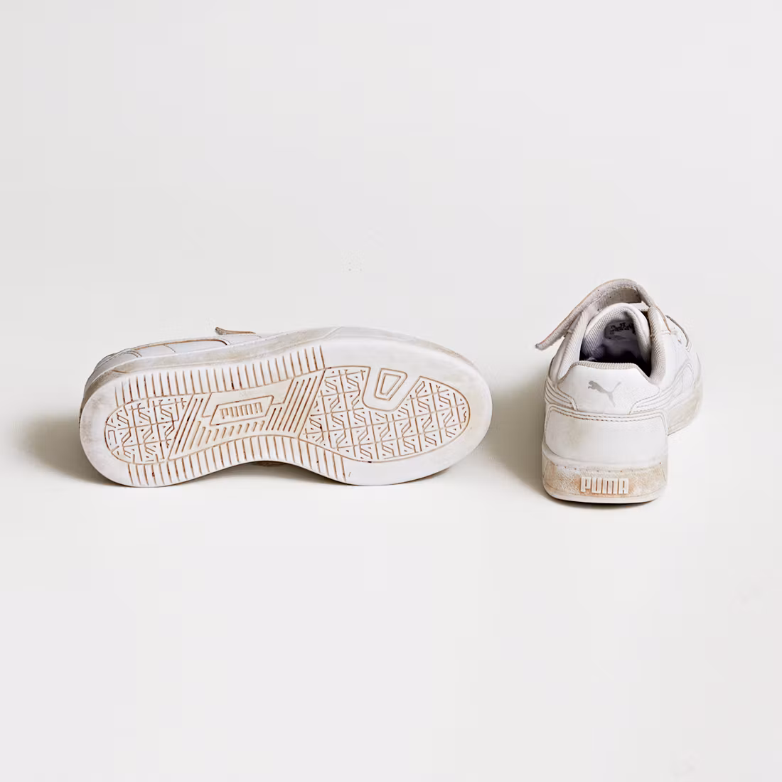 Sneakers - Puma - Storlek 34