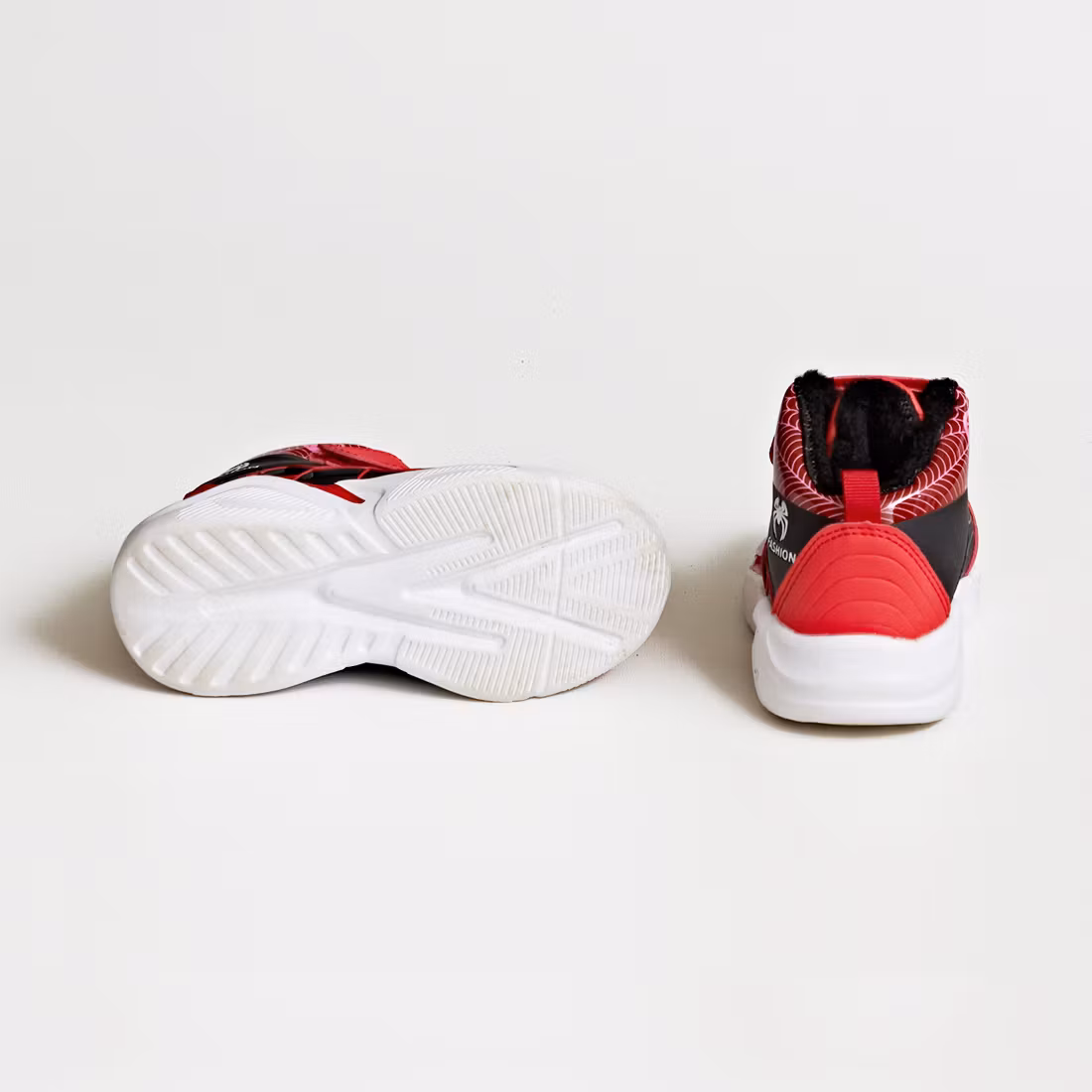Fodrade sneakers - Storlek 29